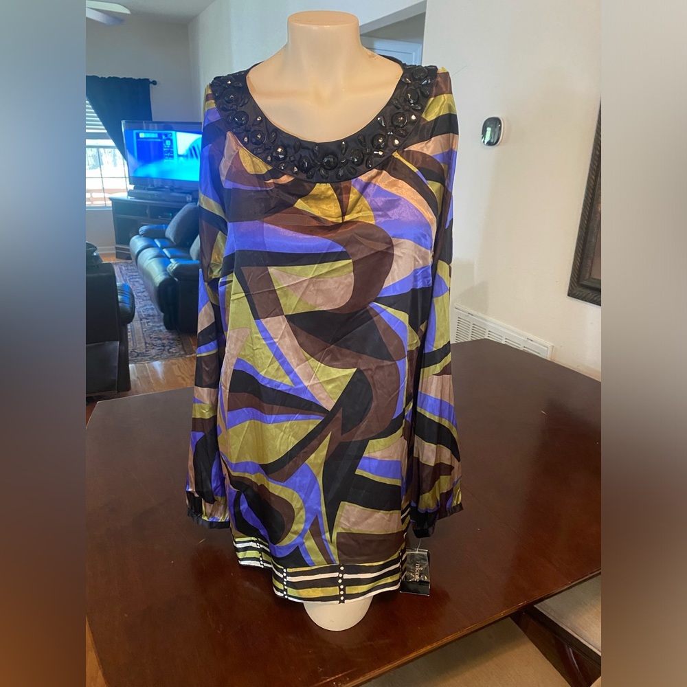 Top by Nicole size 16